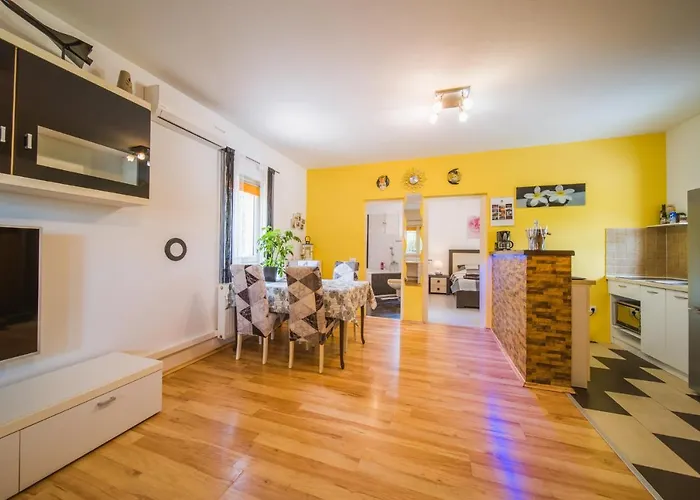 Chiara With Private Pool And Garden *