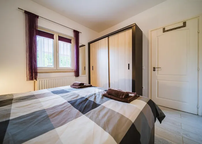 Chiara With Private Pool And Garden Villa