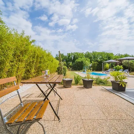 Vila Chiara With Private Pool And Garden