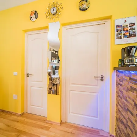 Chiara With Private Pool And Garden Villa *