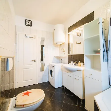 Chiara With Private Pool And Garden * Porec