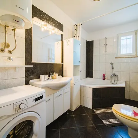 Chiara With Private Pool And Garden * Porec