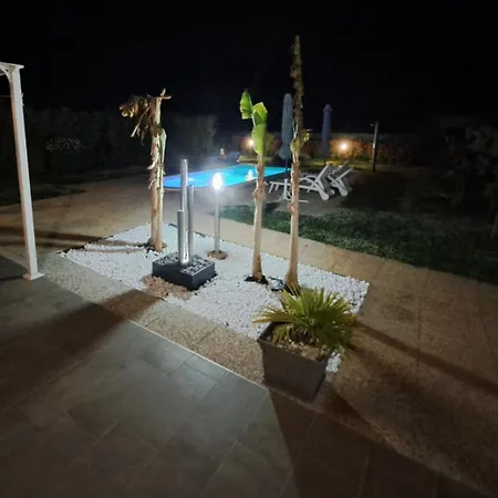 Chiara With Private Pool And Garden * Porec