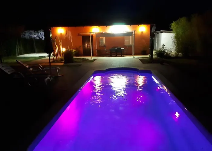 Chiara With Private Pool And Garden