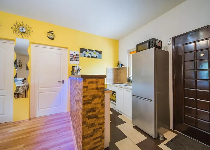 Chiara With Private Pool And Garden Вілла